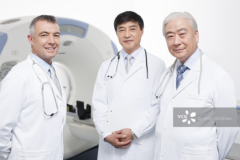 CT室里的医生图片素材