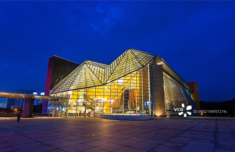 深圳音乐厅夜景图片素材