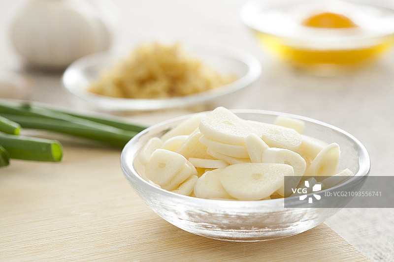 葱姜蒜和鸡蛋图片素材