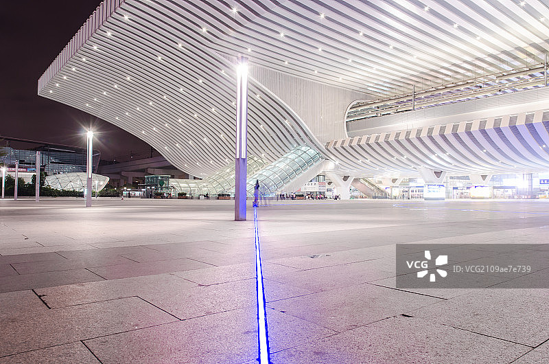 Night Of Shenzhen North Station图片素材