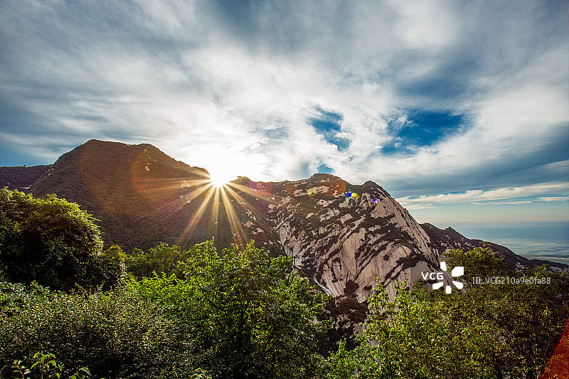 华山北峰日落图片素材