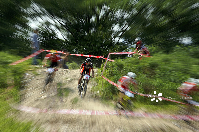 自行车越野赛图片素材