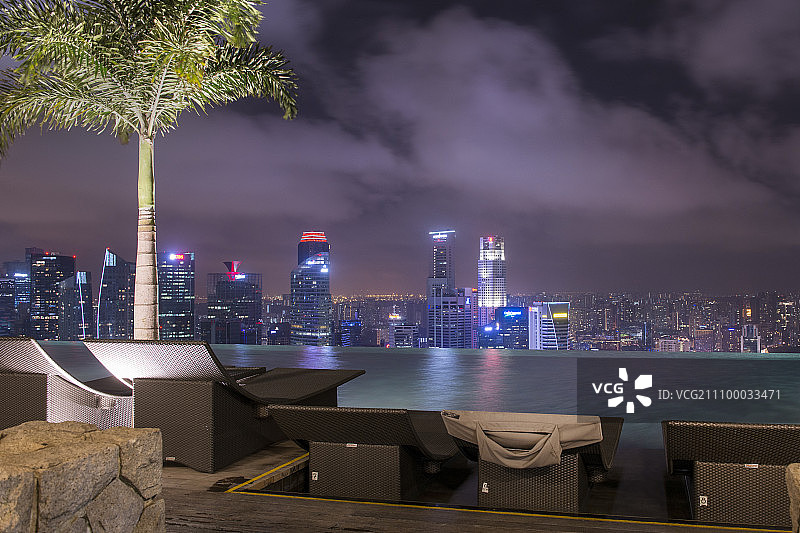 新加坡金沙楼顶泳池图片素材