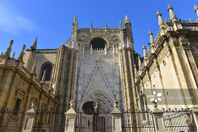 塞维利亚大教堂大门图片素材
