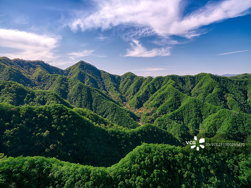 航拍山脉自然风光图片素材