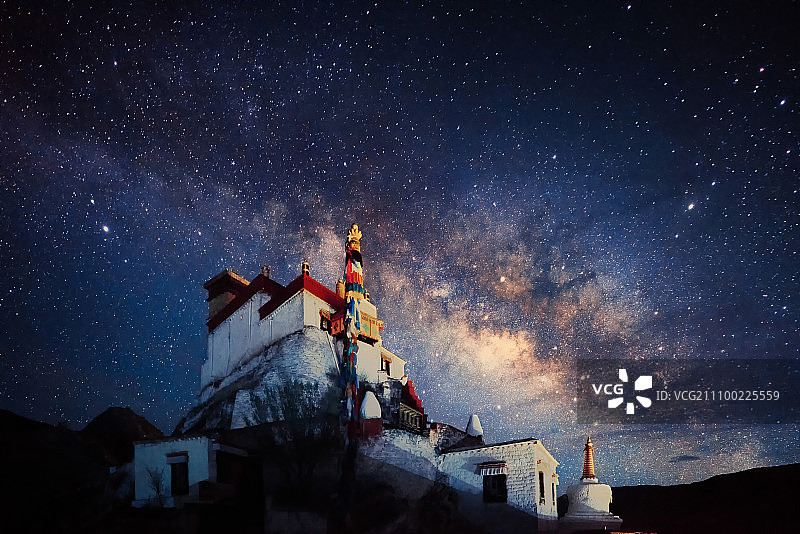 万物之上图片素材