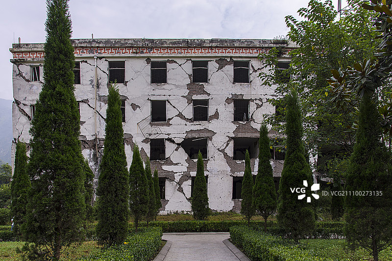 汶川地震震中映秀中学图片素材