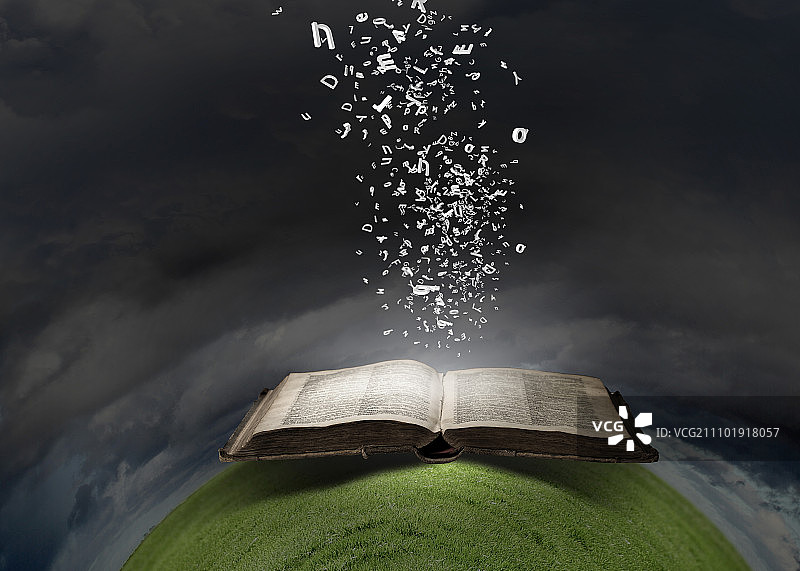 打开的书本和飞出的卡通人物图片素材