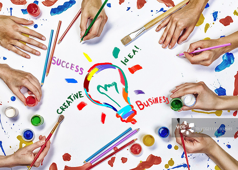 商业创意概念：手绘创意，俯视角度图片素材