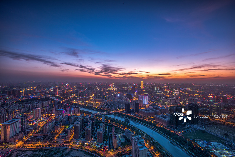 中原之巅图片素材