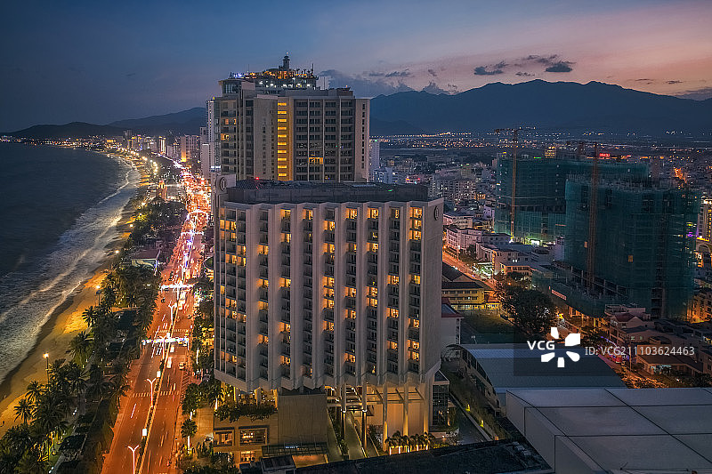 芽庄夜景.Night view of nha trang图片素材