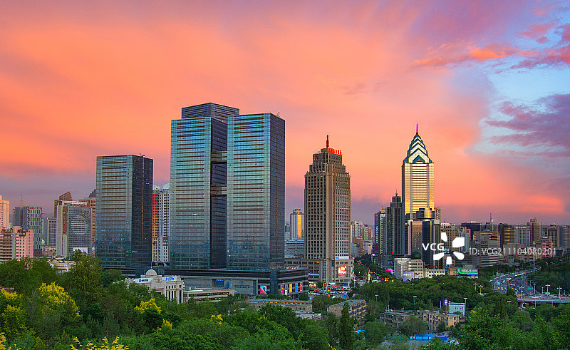 晚霞映城图片素材