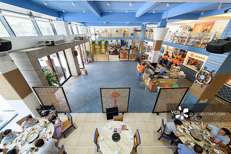 热闹的火锅店图片素材