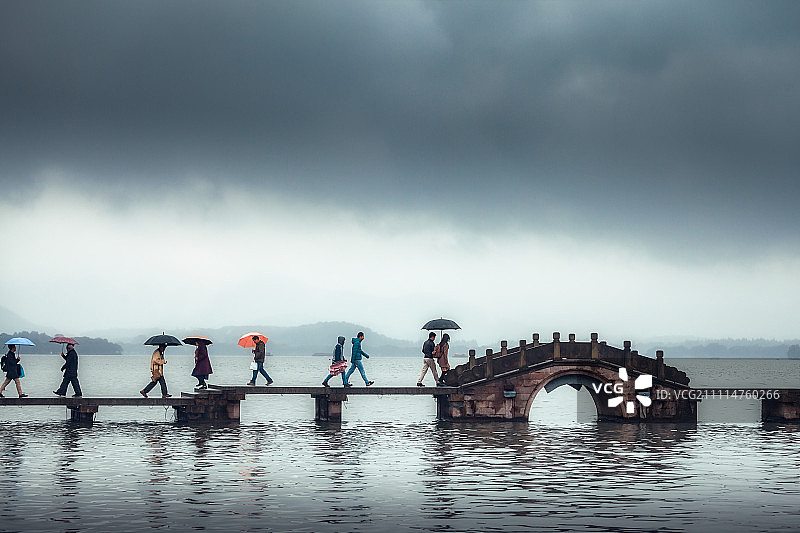 烟雨西湖图片素材
