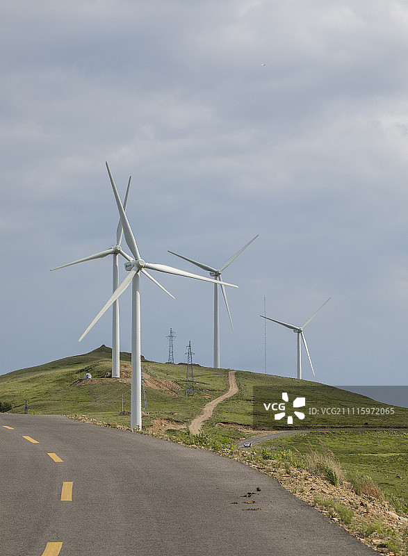 草原天路图片素材