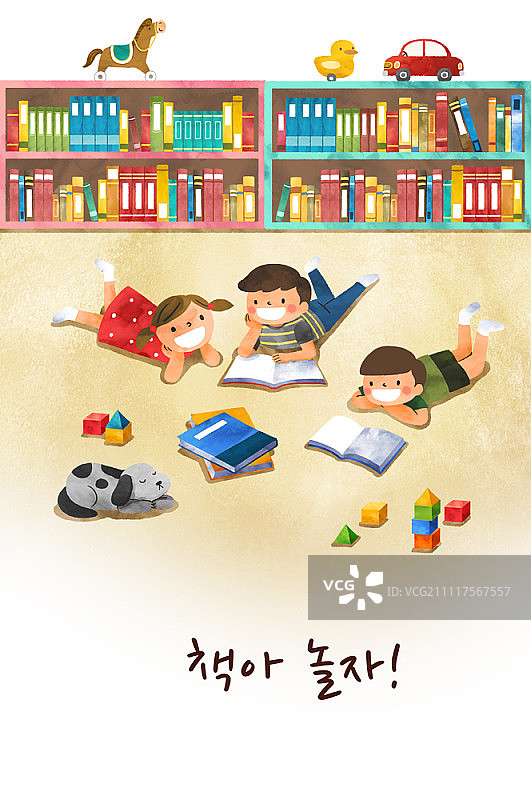 孩子们躺在地板上，在图书馆里看书图片素材