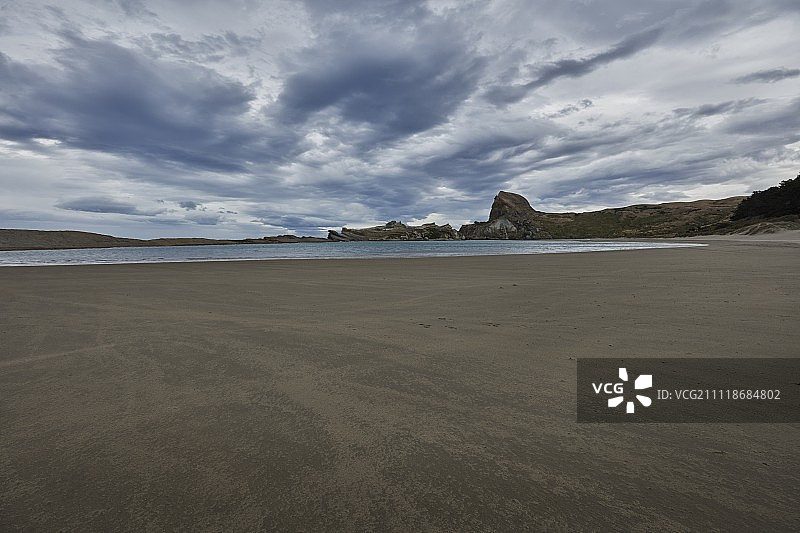 封闭道路和桁架桥图片素材