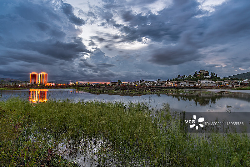 云南省红河州石屏县异龙湖国家湿地公园图片素材