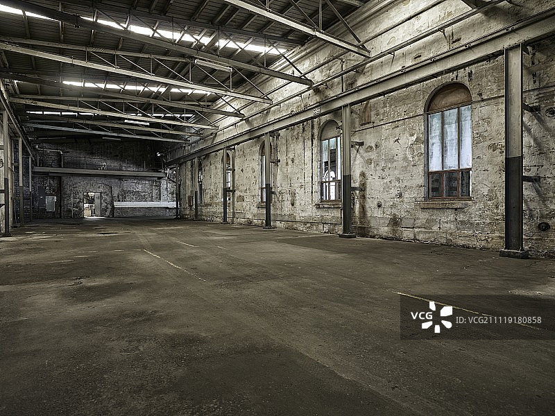 混凝土和砖砌仓库图片素材