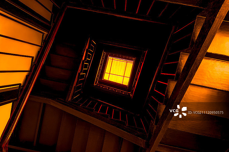 上海戏剧学院旋转楼梯图片素材