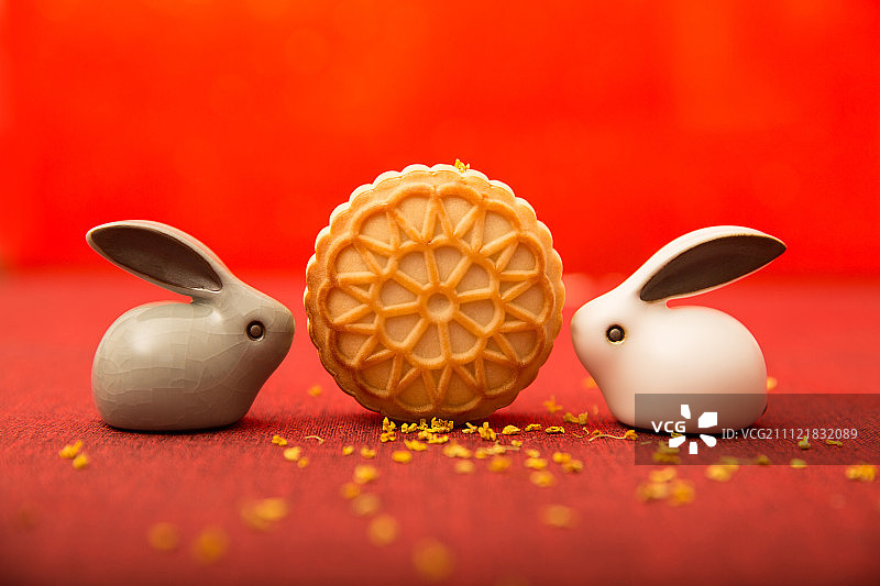 中秋月饼和兔子图片素材
