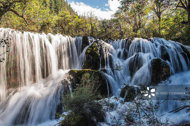 树正瀑布图片素材
