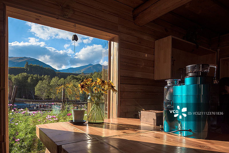 木屋咖啡馆图片素材