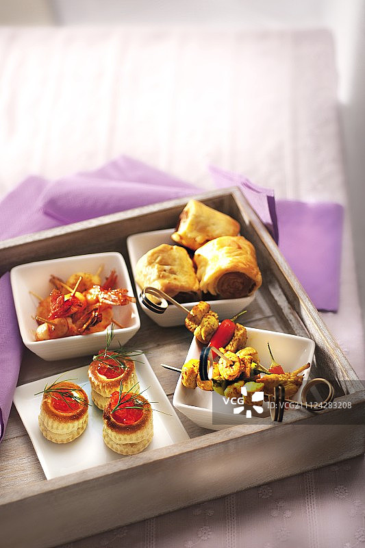 餐前开胃小吃拼盘图片素材