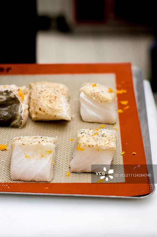 橙皮鳕鱼块图片素材