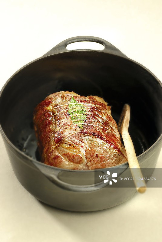 月桂叶炖猪肉图片素材