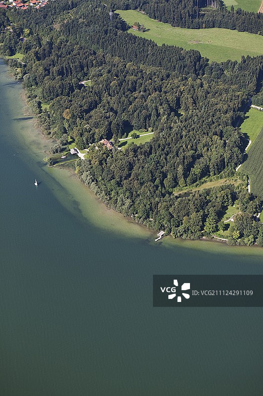 德国巴伐利亚罗森海姆辛姆斯湖航拍景观图片素材