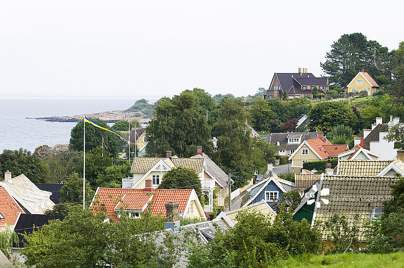 瑞典奥勒松：阿瑞尔德海岸的房屋图片素材