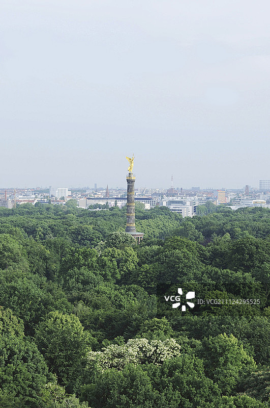 德国柏林胜利纪念柱及城市风光图片素材