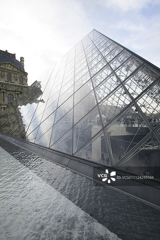 纽约标准啤酒花园的德国足球迷图片素材