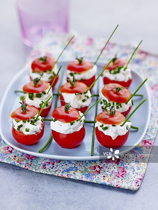 奶油奶酪韭菜小番茄图片素材