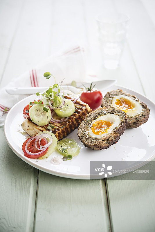 烤奶酪苏格兰蛋图片素材