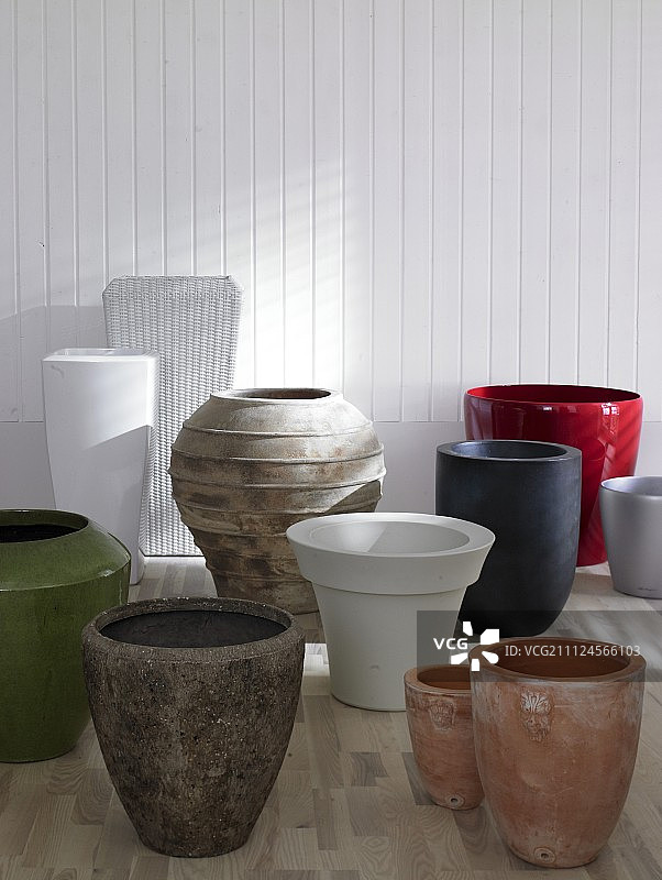 各种形状的彩色花盆图片素材