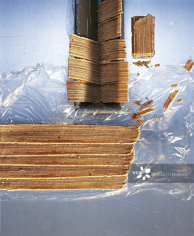 塑料片上的巧克力条，用于制作纸杯蛋糕图片素材