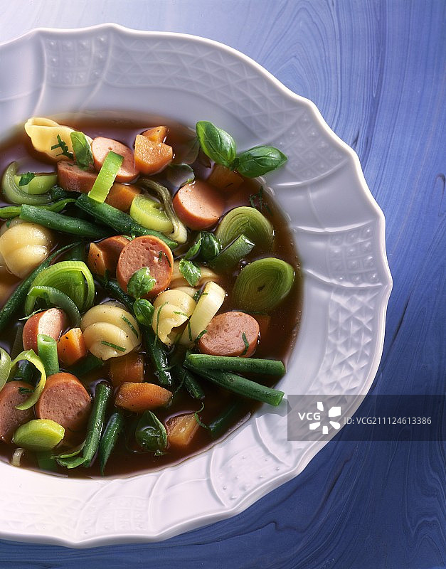 面条维也纳香肠豆汤图片素材