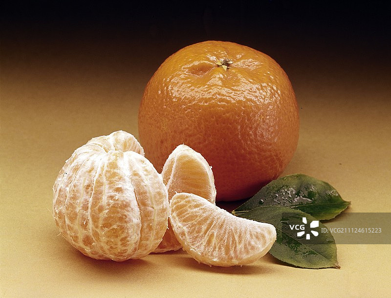 整个和部分的克莱门汀橘图片素材