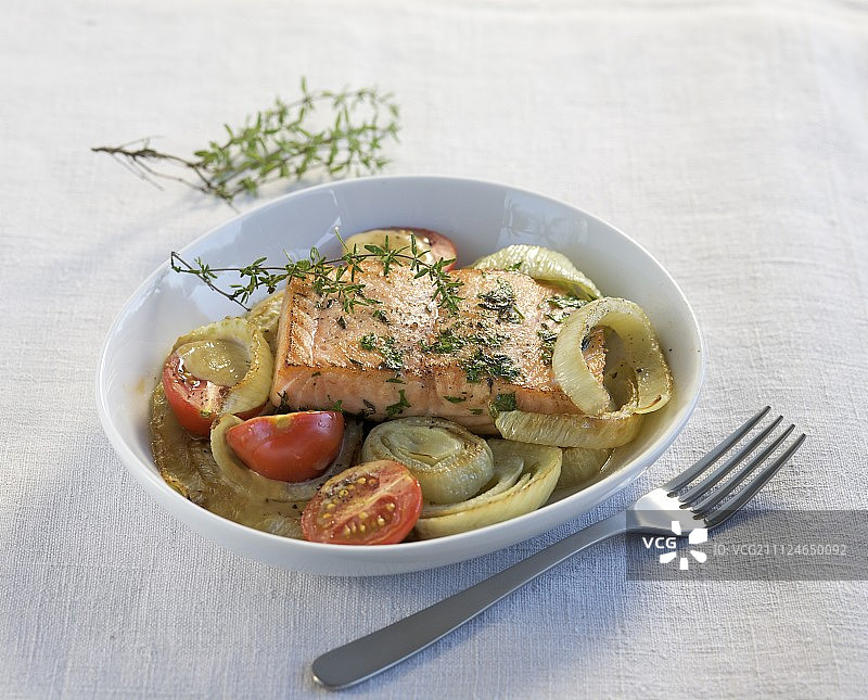 番茄烤茴香图片素材