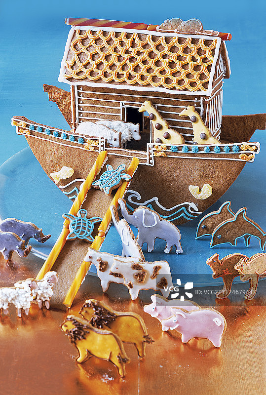 诺亚方舟和小动物造型姜饼图片素材