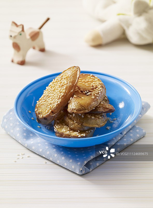 添加芝麻的烤土豆泥，适合婴幼儿食用图片素材