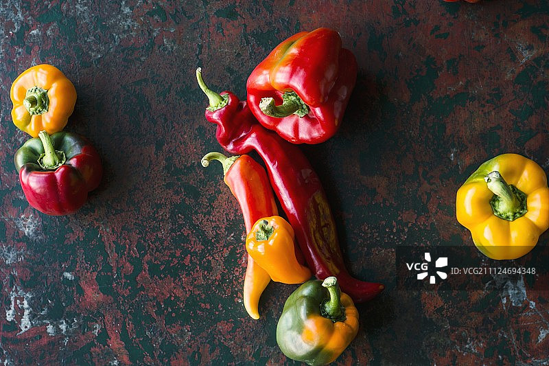 彩色甜椒和尖椒图片素材