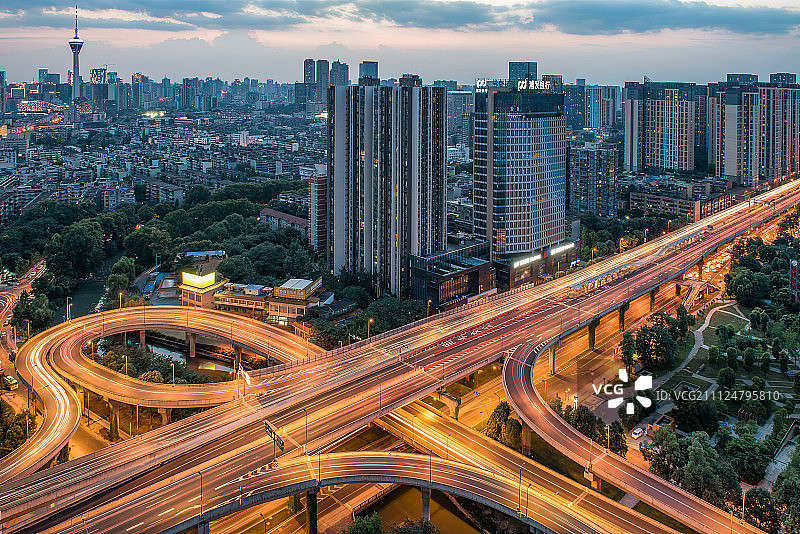 杉板桥天际线图片素材