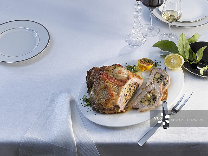 圣诞酿小牛肉胸脯图片素材