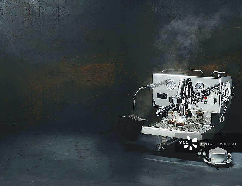 ECM Controvento咖啡机（也适用于浓缩咖啡和咖啡欧蕾）图片素材