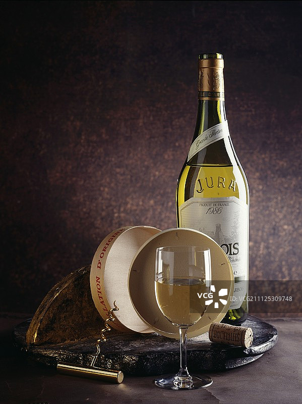 汝拉白葡萄酒图片素材