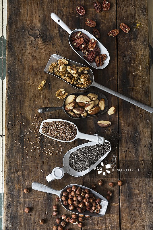 用于烘焙的坚果、果仁和种子图片素材