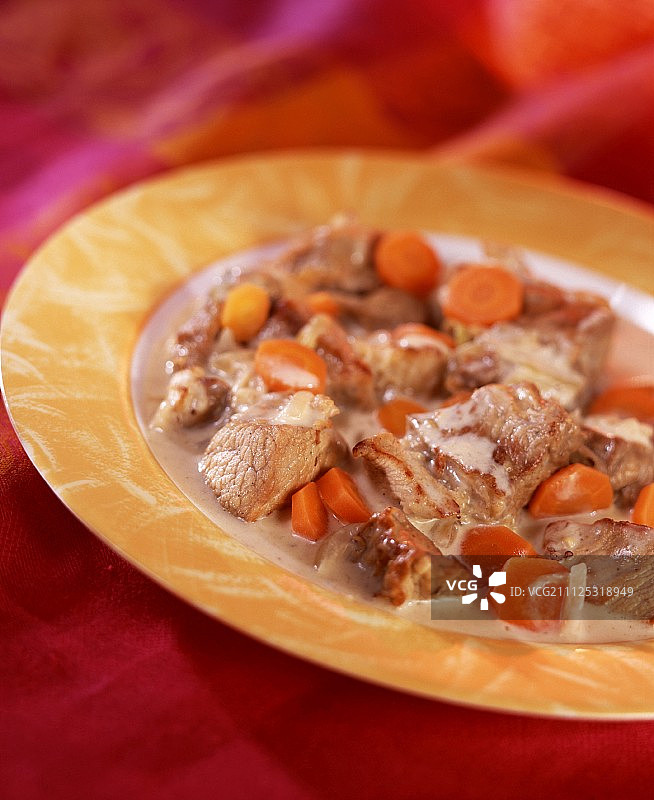 奶油烩小牛肉图片素材